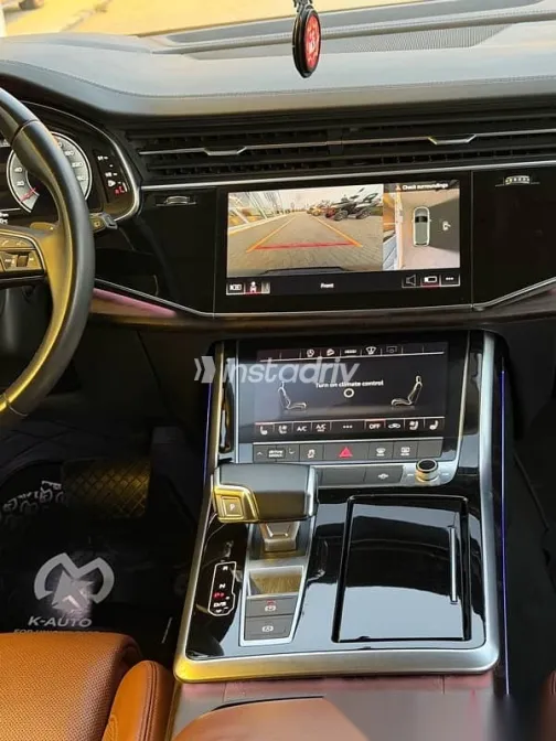 اودي Q7 2022 أزرق غامق مستعملة للبيع - 6