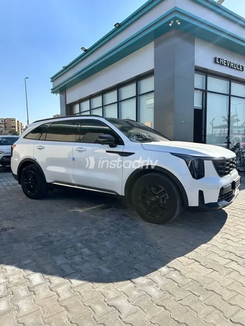 كيا سورينتو 2024 أبيض جديدة للبيع - 2