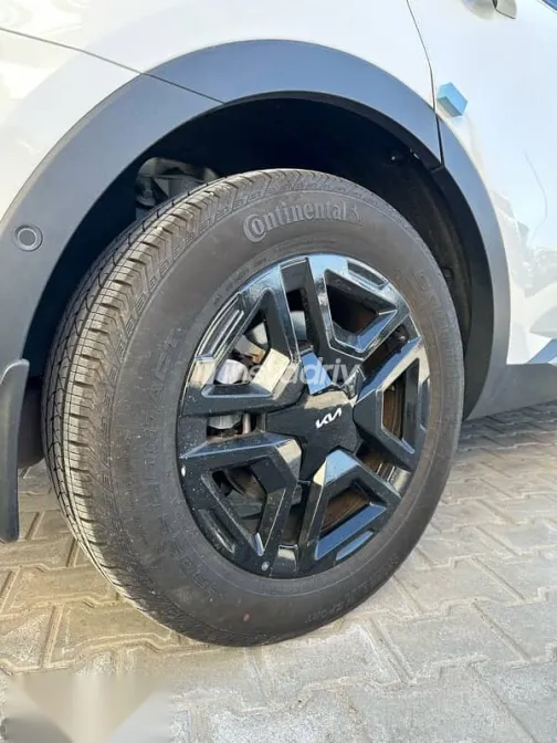 كيا سورينتو 2024 أبيض جديدة للبيع - 7