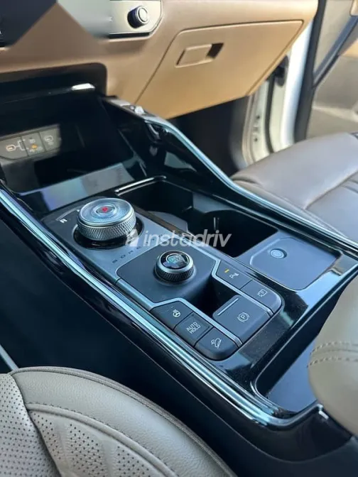 كيا سورينتو 2024 أبيض جديدة للبيع - 9