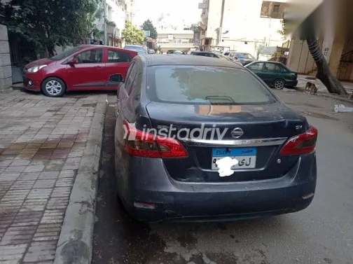 نيسان سنترا 2016 بني مستعملة للبيع - 4