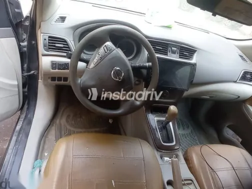 نيسان سنترا 2016 بني مستعملة للبيع - 5