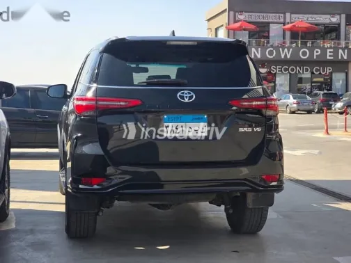 تويوتا فورتشنر 2025 أسود مستعملة للبيع - 2