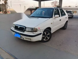 سكودا فيليشيا 1998 أبيض مستعملة للبيع