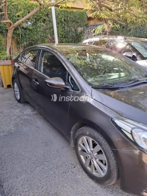 كيا سيراتو 2015 موكا مستعملة للبيع - 3