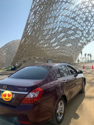 جيلي امجراند 7 2014 أبيض مستعملة للبيع