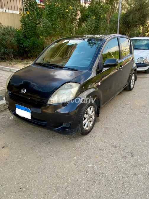 دايهاتسو سيريون 2010 أبيض مستعملة للبيع - 5