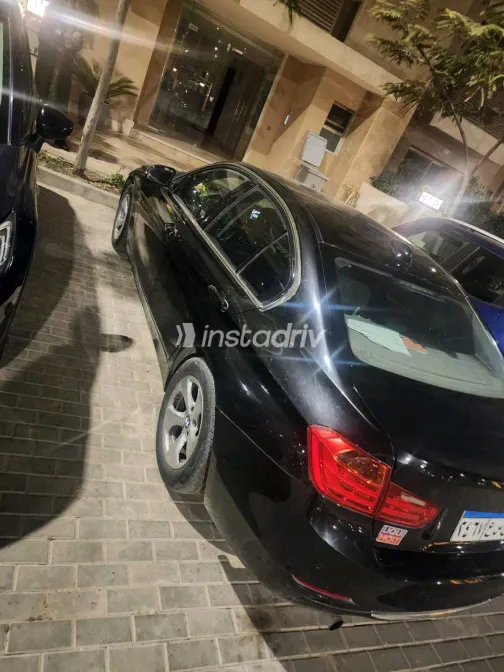 بي ام دبليو 316 2015 أبيض مستعملة للبيع - 5