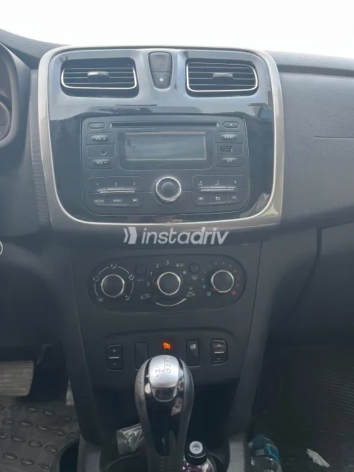 Renault Sandero 2017 White Used for Sale - 1