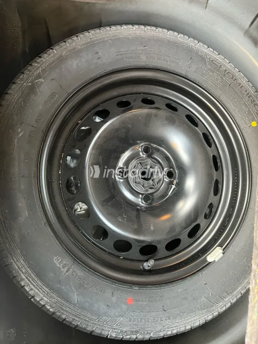 Renault Sandero 2017 White Used for Sale - 7