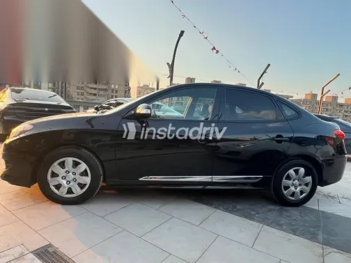 هيونداي إلنترا 2020 أسود مستعملة للبيع - 3