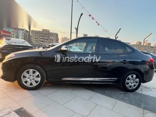 هيونداي إلنترا 2020 أسود مستعملة للبيع - 4