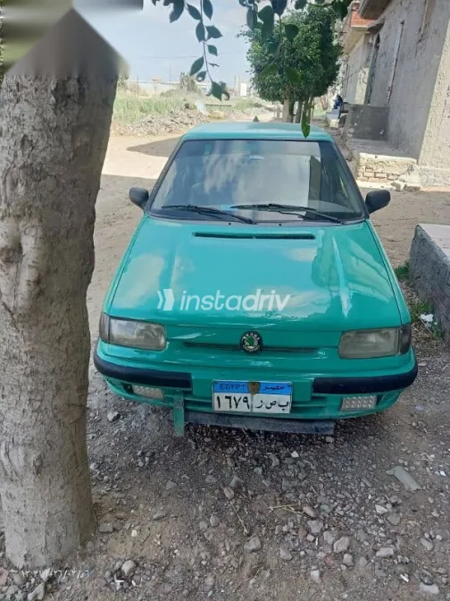 سكودا فيليشيا 1995 أخضر مستعملة للبيع - 2