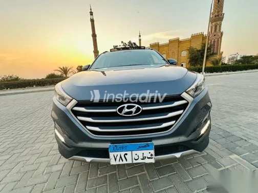 Hyundai Tucson 2017 Gray Used for Sale - 2
