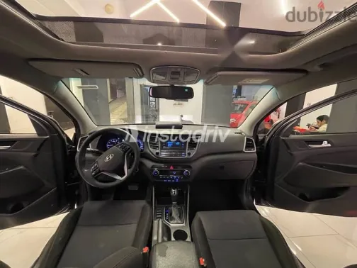 Hyundai Tucson 2017 Gray Used for Sale - 4