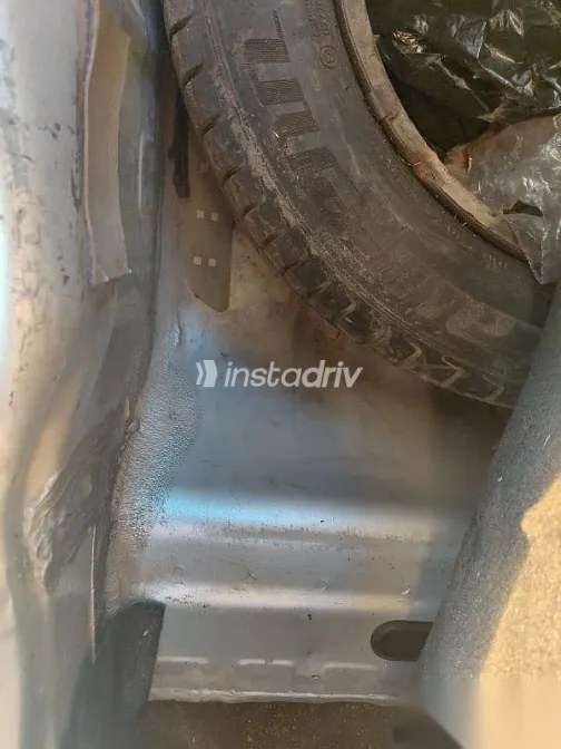 رينو لوجان 2014 فضي مستعملة للبيع - 10