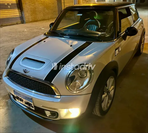 Mini Cooper 2013 White Used for Sale - 1