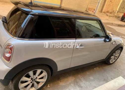 Mini Cooper 2013 White Used for Sale - 3