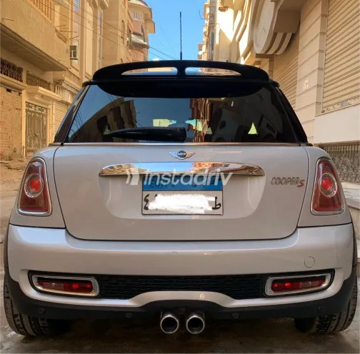 Mini Cooper 2013 White Used for Sale - 9