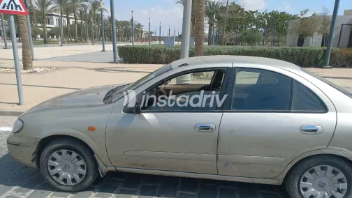 نيسان صنى 2007 أبيض مستعملة للبيع - 2