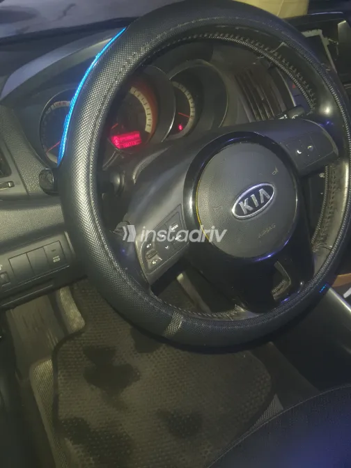 Kia Forte 2013 White Used for Sale - 1