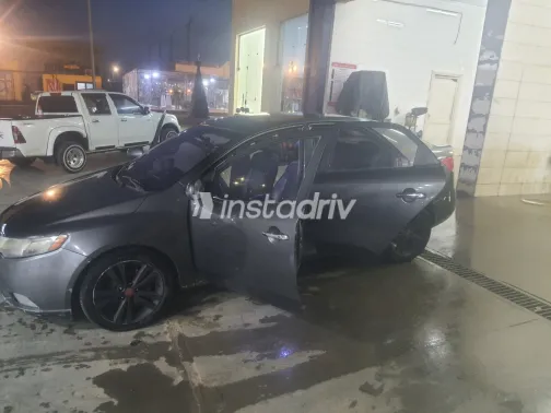 Kia Forte 2013 White Used for Sale - 10