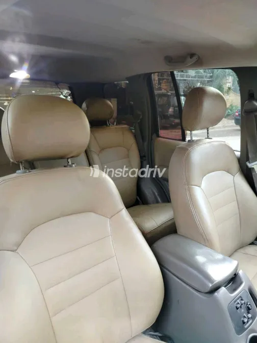 Jeep Liberty 2002 White Used for Sale - 6