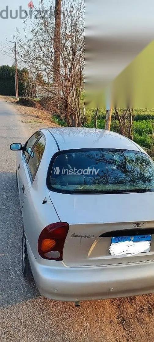 دايو لانوس 2000 فضي مستعملة للبيع - 1