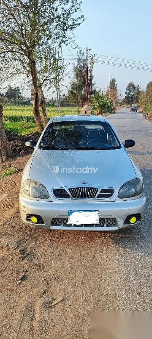 دايو لانوس 2000 فضي مستعملة للبيع - 3