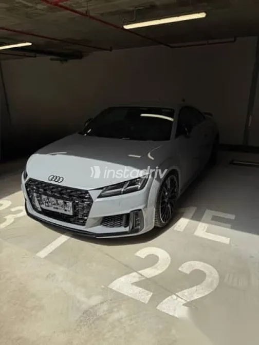 Audi TT 2022 Gray Used for Sale - 1