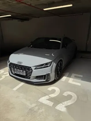 اودي TT كوبيه 2022 رمادي مستعملة للبيع