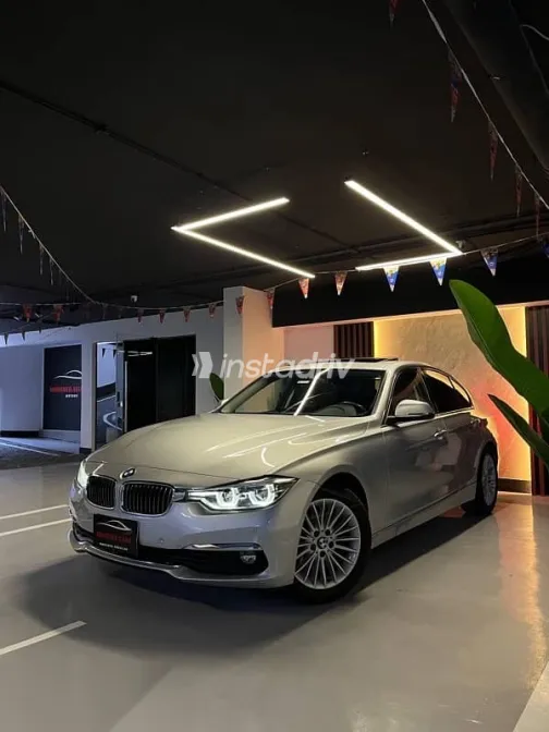 BMW 320 2017 Silver Used for Sale - 3