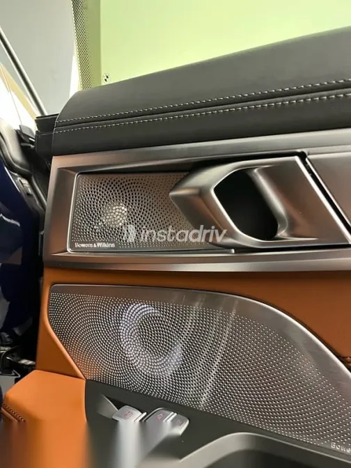 بي ام دبليو 850 2023 أزرق غامق مستعملة للبيع - 2