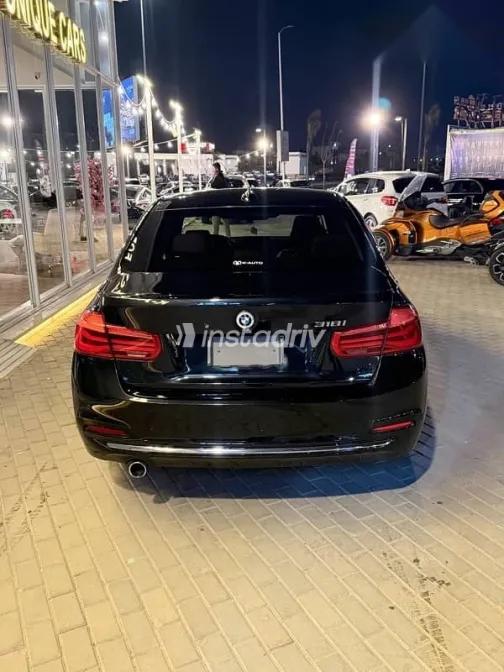 BMW 318 2019 Black Used for Sale - 4