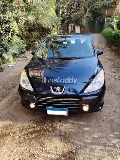 بيجو 307 2007 أزرق غامق مستعملة للبيع - 7