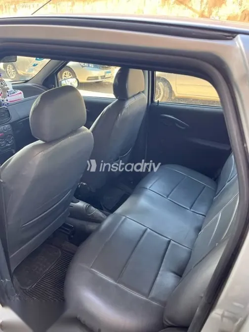 فيات بونتو 2009 فضي مستعملة للبيع - 10