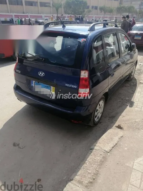 هيونداي ماتريكس 2010 أزرق غامق مستعملة للبيع - 4