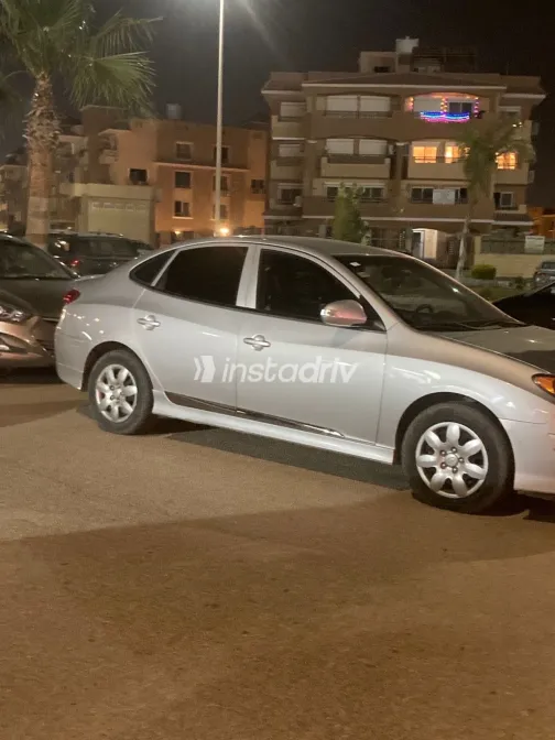 هيونداي إلنترا اتش دى 2023 أبيض مستعملة للبيع - 5