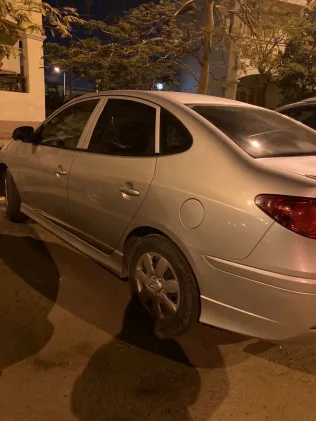 هيونداي إلنترا اتش دى 2023 أبيض مستعملة للبيع