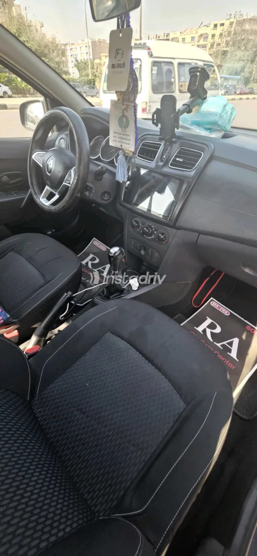 Renault Logan 2019 White Used for Sale - 8