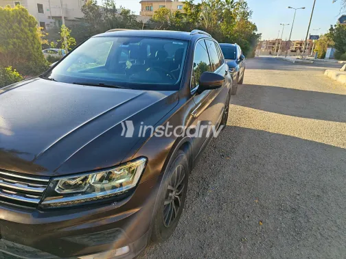 Volkswagen Tiguan 2017 White Used for Sale - 3