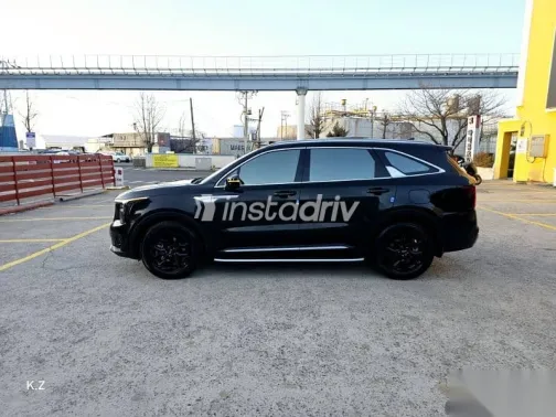 كيا سورينتو 2025 أسود جديدة للبيع - 3