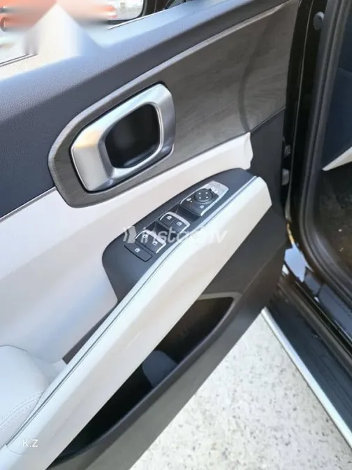 كيا سورينتو 2025 أسود جديدة للبيع - 5