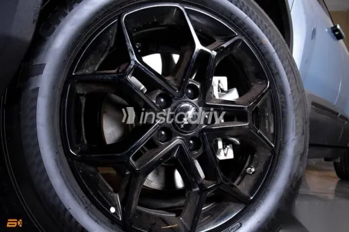 بى واى دى‬ ليوبارد 5 2025 فضي جديدة للبيع - 5