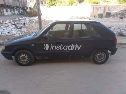 سكودا فيليشيا 1997 أسود مستعملة للبيع - 2