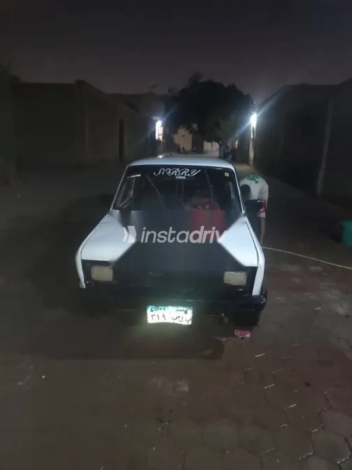 فيات 128 1987 أبيض مستعملة للبيع - 2