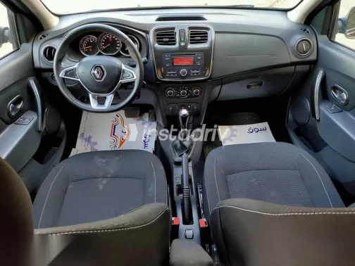 رينو لوجان 2022 أسود مستعملة للبيع - 8