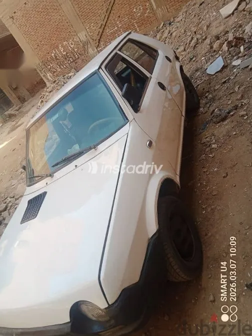 فيات ريتمو 1983 أبيض مستعملة للبيع - 4