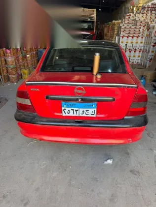 اوبل فيكترا 1997 أحمر مستعملة للبيع