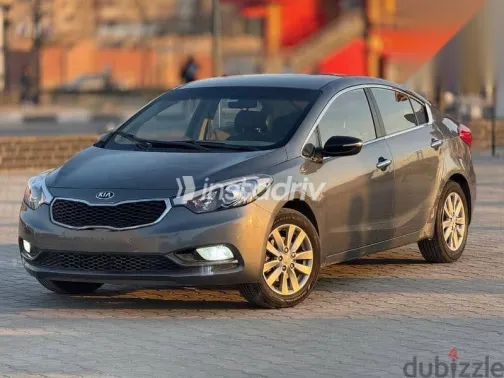 Kia Cerato 2015 Gray Used for Sale - 2